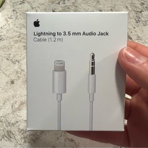 *New* Apple Lightning to 3.5mm Audio Jack Cable (1.2m)